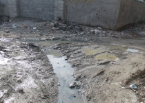 جولان گل و لای در کوچه های راسک/حاشیه نشینان شهرستان سرباز چشم انتظار کمک مسئولان+تصاویر