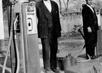 عکس/ پمب بنزین در ایران قدیم