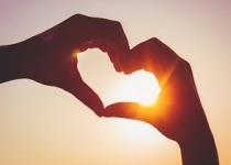 عشق حقیقی چه خصوصیاتی دارد؟