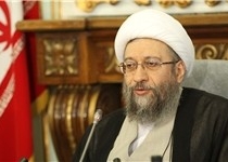 شبکه های اجتماعی مومنین ما را هم گرفتار کرده است/ کجای این زرق و برق‌ها نحوه حیات قرآنی است؟