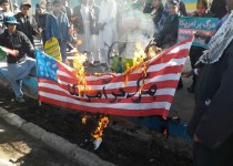 لبیک مردم زاهدان به فرمان رهبری/ عجله مردم ولایتمدار برای به آتش کشیدن آمریکا