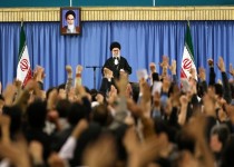 «آشتی ملی» به نظرمن معنی ندارد؛مردم باهم متحدند/امسال ۲۲ بهمن برای کشور آبرو شد/مردم با فتنه گران عاشورای 88 قهرند و آشتی هم نمی کنند