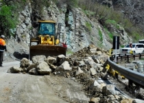 آخرین وضعیت محورهای مواصلاتی در سیستان وبلوچستان/ یک محور همچنان مسدود