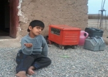 کمبود امکانات فرزندمان را فلج کرد/ هزینه درمان او را نداریم/ امیرحافظ، در انتظار لبخند بهار