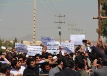 اعتراض نیروهای راهداری به عدم تغییر وضعیت و دریافت حقوق/شکم گرسنه دین و ایمان نمی شناسد آقای رئیس جمهور