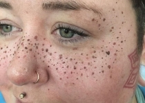 مد عجیب و غریب دختران در سال 2017 +عکس