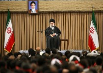 احساس ضعف در زمینه اقتصادی اشتباه بود/ در برابر دشمن اظهار ضعف نکنید