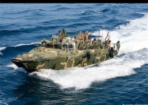 ناو آمریکایی در تنگه هرمز به سمت شناورهای سپاه تغییر مسیر داد/ اقدامات غیرحرفه‌ای امریکایی‌ها می‌تواند تبعات جبران ناپذیری داشته باشد