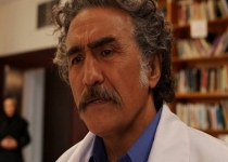 برخی همکارانم با طلبکاری و ژست های روشنفکرانه با همه برخورد می کنند