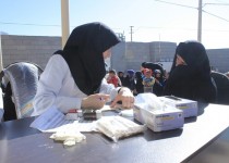 درمان رايگان بيماران بی بضاعت در حاشیه شهر زاهدان