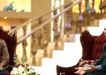 ماجرای خوابیدن آقای گزارشگر زمان گزارش یک مسابقه/ استقبال جواد خیابانی از انتشار کتاب سوتی‌هایش!