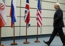 سازش با غرب و اعتماد به دوستی آنها بزرگترین اشتباه دولت هاست/ دولت یازدهم باید به اشتباهات خود اعتراف کند