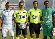 طلبه‌ای که کمک‌داور فوتبال است +عکس