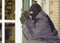 شگردهای جدید سارقان برای خالی کردن منازل در نوروز/ چند راهکار ساده که خانه شما را ضد سرقت می‌کند