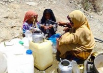 یارانه تنها دارایی اهالی دهستان صرف خرید آب می شود/ فرماندار نیمروز: مشکل مربوط به امروز و دیروز نیست!