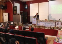 حال خواندن در کشور ما خوش نیست /طرحهای مختلفی توسط نهاد کتابخانه ها در دست پیگیری است