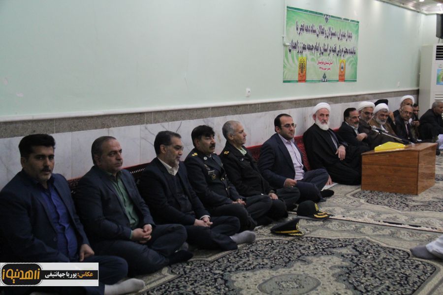 دیدار اعضای ستاد گرامیداشت دهه فجر با نماینده ولی فقیه در سیستان و بلوچستان