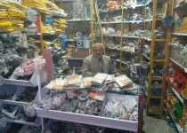 مسجد جامع محل تجمع و حضور مردم برای شرکت در تظاهرات / گوش به فرمان امام راحل(ره) بودن مردم رمز پیروزی انقلاب اسلامی