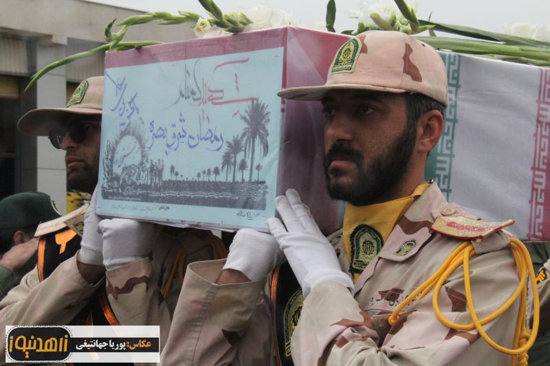 مراسم استقبال از 3شهید گمنام در فرودگاه زاهدان