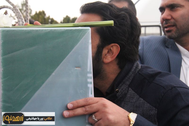 مراسم استقبال از 3شهید گمنام در فرودگاه زاهدان
