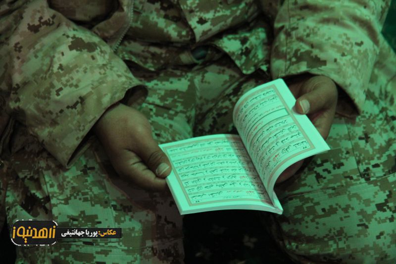 وداع خادمان شهدا با پیکر سه شهید گمنام در زاهدان