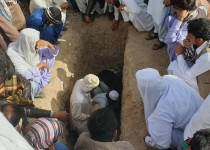 گزارش تصویری/تشییع و خاکسپاری پیکر شهید امروز اورژانس در ایرندگان