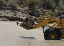 نجات مادر باردار اهل روستای حمیری از طغیان سیل