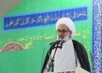 مردم ما عاشق نظام و رهبری هستند/از قوه قضائیه برای برخورد با مفسدان حمایت می کنیم