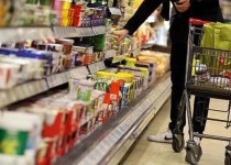 کالاهای اساسی مورد نیاز مردم به وفور در بازار وجود دارد/ با شایعات بازار را ملتهب نکنیم