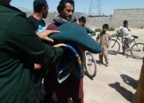 اهدای100 تخته پتو به خانواده های بی بضاعت در حاشیه شهر  زاهدان