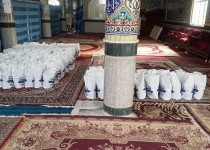توزیع ۴۰۰ بسته معیشتی بین خانواده های نیازمند در زاهدان