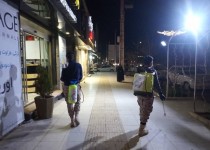 تداوم فعالیت گروه های جهادی بسیج در ضدعفونی و گندزدایی اماکن عمومی شهرستان زاهدان