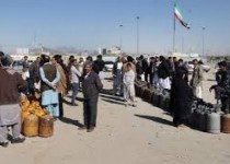 کمر مردم سیستان و بلوچستان زیر بار گرانی کپسول گاز خم شد/قاچاقچیان متهم اصلی نایاب شدن گاز در استان