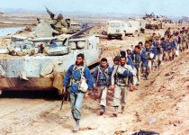 هشت سال دفاع مقدس تبلور عینی مقاومت و پیروزی /مردم  قدرت اصلی انقلاب اسلامی هستند