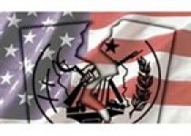 مادر امیرحسین مرادی بعد از خودکشی همسرش: فشارهای خارجی ما را مضطرب کرد!