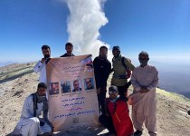 صعود تیم کوهنوردی میرجاوه به قله تفتان