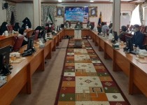 توزیع 30 هزار بسته معیشتی کمک مومنانه در هفته بسیج/اعزام جهادگران سلامت به 230 منقطه محروم