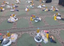 توزیع 60 بسته معیشتی بین خانواده های آسیب دیده از کرونا در زاهدان