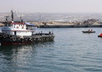 نجات ۵ سرنشین شناور صیادی در دریای عمان