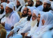 اتحاد مردم و تبعیت از امام راحل رمز پیروزی بود/ برقراری عدالت بین اقوام و مذاهب ثمره شاخص انقلاب اسلامی