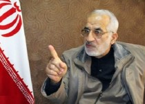 جبران کسری بودجه از طریق بورس، سوار کردن هزینه بر گرده مردم است/همتی؛ مقصر دغل بازی در بازار سرمایه