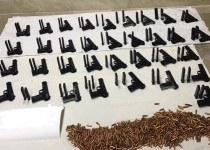 کشف یک محموله سلاح جنگی از تروریست ها در جنوب شرق کشور