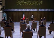همت خود را برای بازسازی انقلابی و عقلانی متمرکز کنید/ انقلابی بودن باید با عقلانیت همراه باشد/ لزوم پرهیز از اشرافیگری و نگاه از بالا به مردم