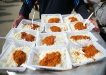 توزیع 170 پرس غذای گرم و 100بسته بهداشتی بین نیازمندان زاهدانی