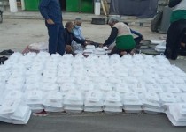 3هزار پرس غذای گرم بین خانواده های نیازمند در زاهدان توزیع شد