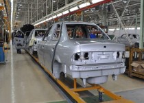 افزایش ۵۰ درصدی قیمت هم، زیان خودروسازان را جبران نمی‌کند/ تولید خودرو در کشور اقتصادی نیست/ چه کسانی در لاتاری خودرو برنده شدند؟