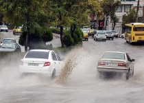 آبگرفتگی معابر شهری تراژدی تکراری شهروندان زاهدان است/ آماده باش تیم های امدادی در پی تشدید فعالیت سامانه بارشی مونسون
