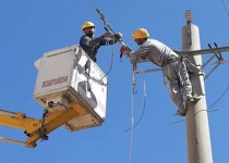 خدمت رسانی پرسنل اداره برق شهرستان میرجاوه به زائران پاکستانی