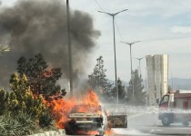 آتش‌سوزی خودرو حامل سوخت قاچاق در زاهدان