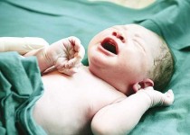 تولد نوزاد عجول در مرکز خدمات جامع سلامت ریگ ملک شهرستان میرجاوه